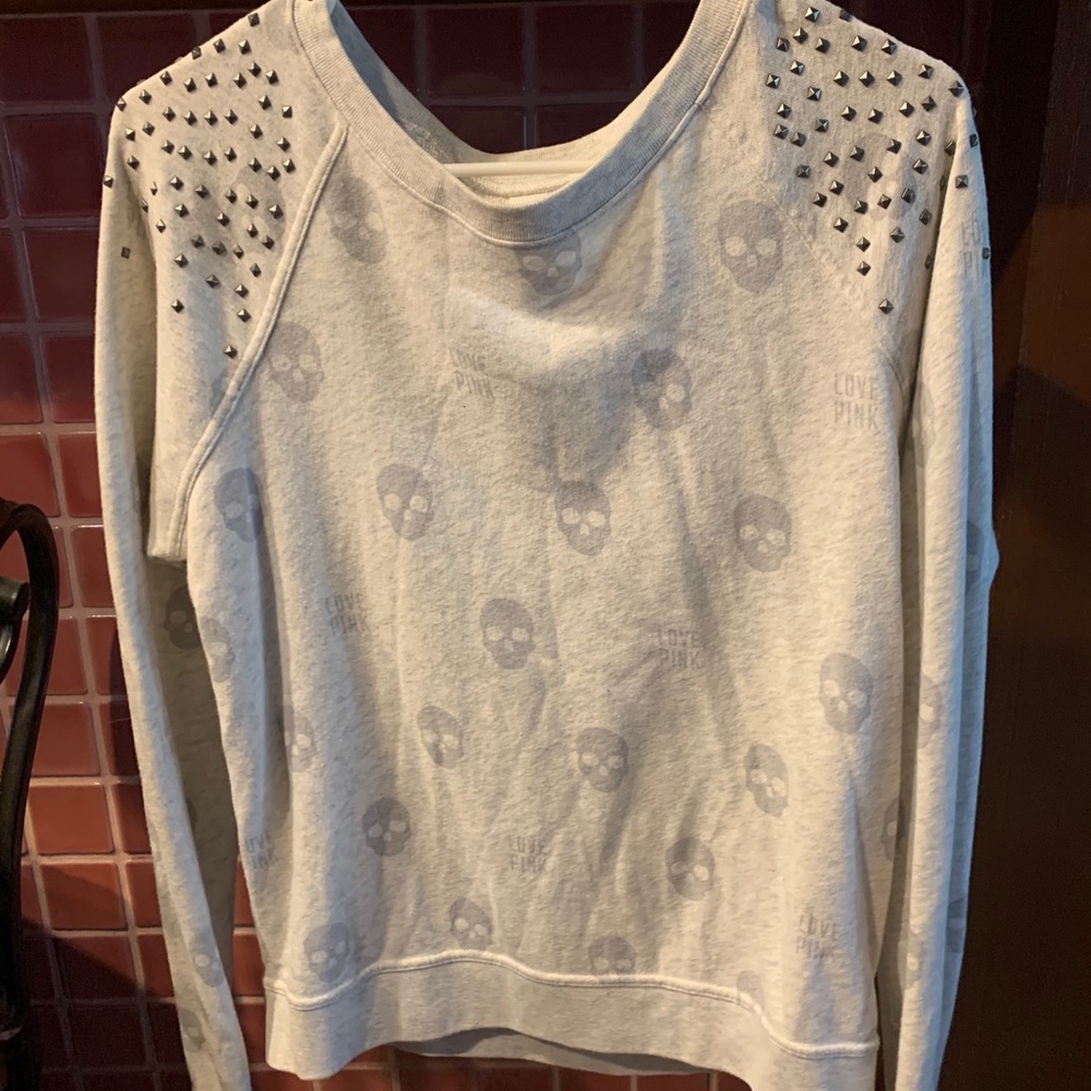 Victoria Secret Pink skull loose crew neck!